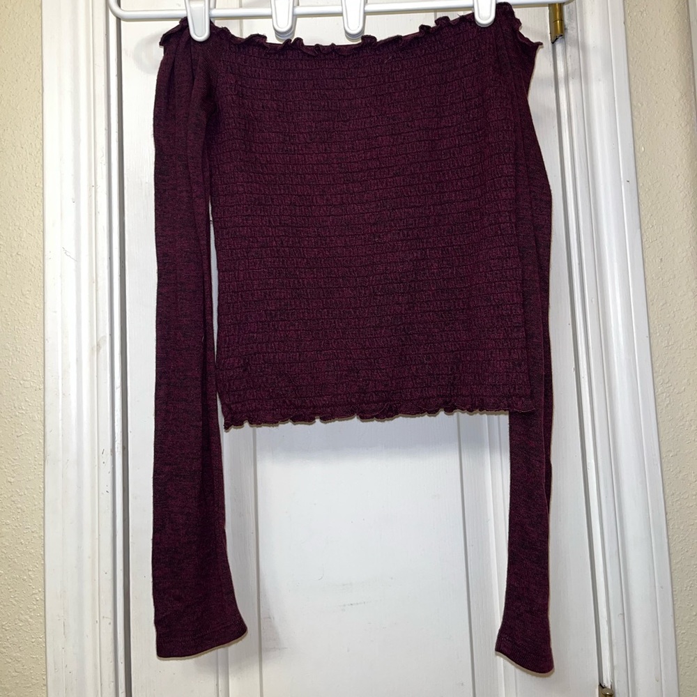 hollister off the shoulder top